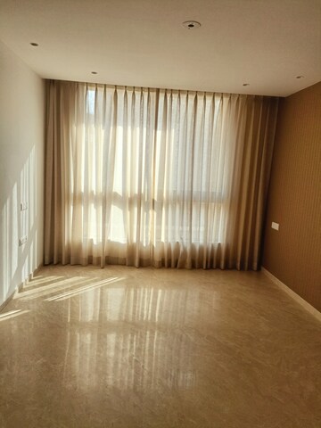 Furnished Amenities in 3 BHK Apartment at Hiranandani Lake Enclave, Ghodbunder Road – for Sale