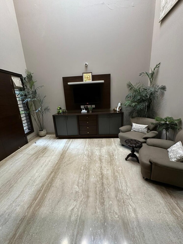 Living Room, vaishali nagar 5 Bedroom 5200 Sq.Ft. Independent House In Vaishali Nagar Jaipur 8189639