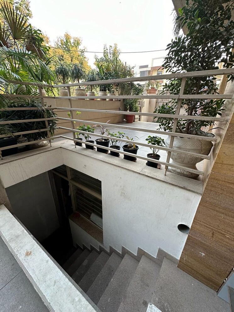 undefined, vaishali nagar 5 Bedroom 5200 Sq.Ft. Independent House In Vaishali Nagar Jaipur 8189639