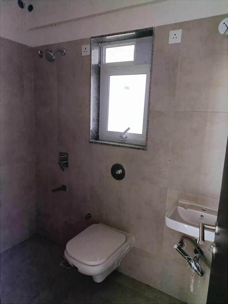 Bathroom, puraniks-city-reserva 2 Bedroom 700 Sq.Ft. Apartment In Ghodbunder Road Thane 8189635