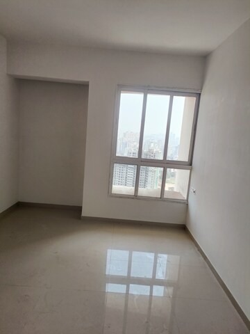 Room in 1 BHK Apartment at Puraniks City Reserva, Ghodbunder Road – for Sale