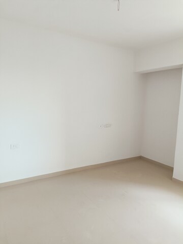 Room in 1 BHK Apartment at Puraniks City Reserva, Ghodbunder Road – for Sale