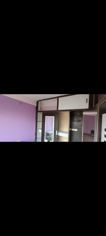 Room in 2 BHK Apartment at Sampad Arista, Chandkheda – for Rent