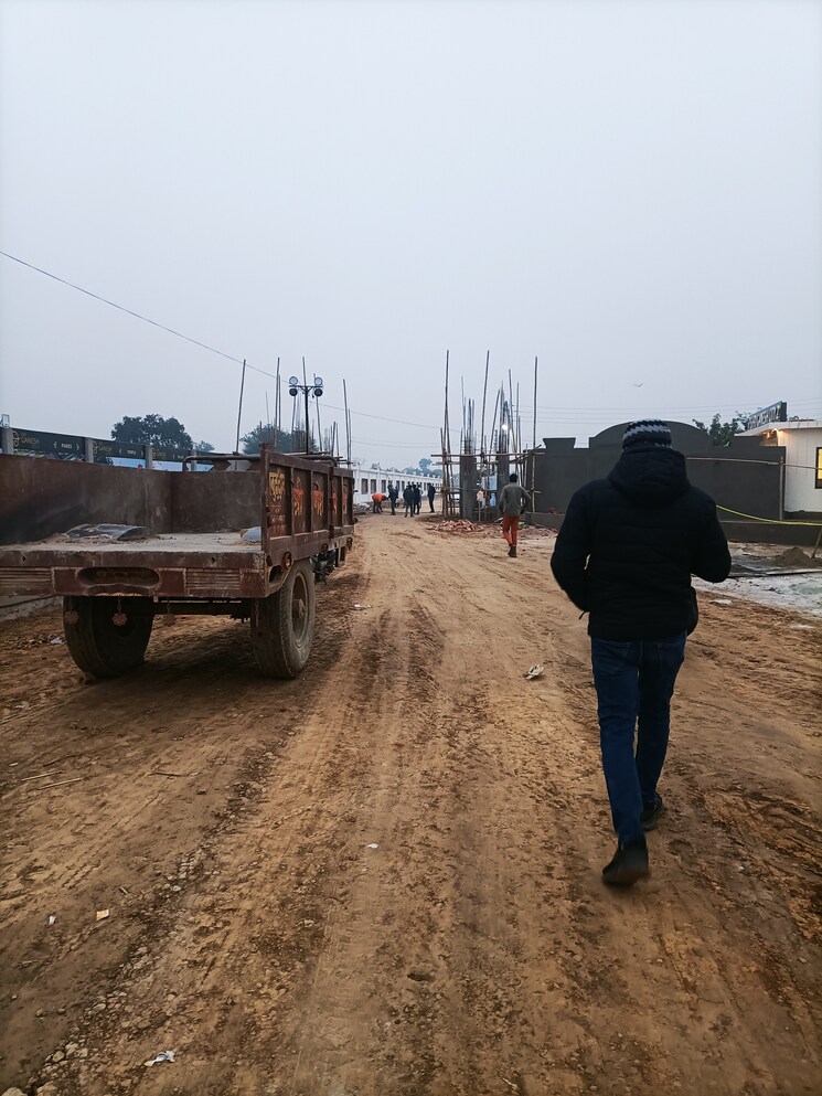 Exterior View, nh 19  100 Sq.Yd. Plot In Nh 19 Vrindavan 8189721