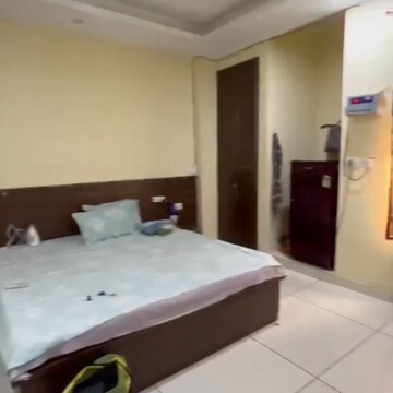 1 RK Builder Floor For Rent in Sector 24