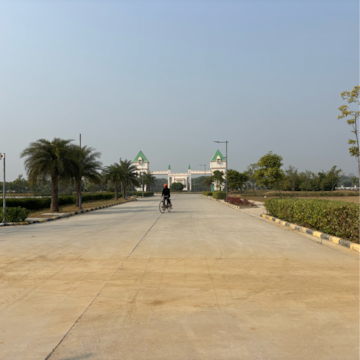 Plot For Resale in Supertech Golf Country Suites Supertech Golf Country Greater Noida  8189778