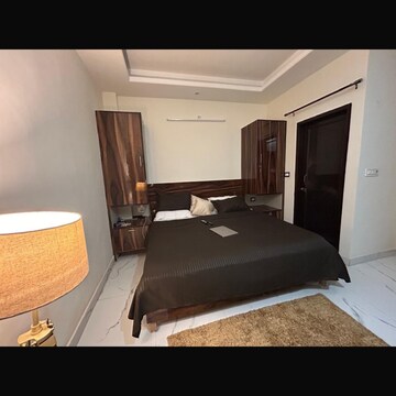 Room in 1 RK Builder Floor at Sector 24 – for Rent