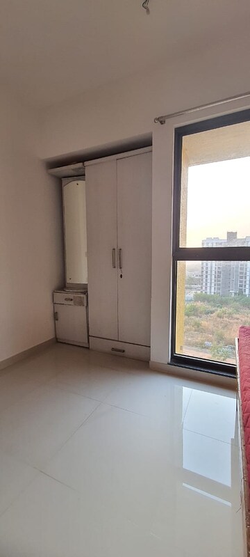 Room in 1 BHK Apartment at Lodha Palava Fresca C And D, Dombivli East – for Rent