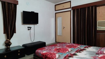Bedroom in 1 RK Apartment at Sarita Vihar – for Rent