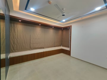 Room in 2 BHK Apartment at Bhartiya Nikoo Homes Phase 2, Thanisandra Main Road – for Rent