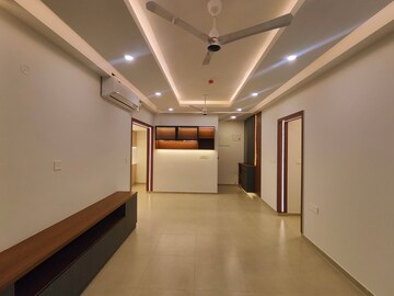 Room in 2 BHK Apartment at Bhartiya Nikoo Homes Phase 2, Thanisandra Main Road – for Rent
