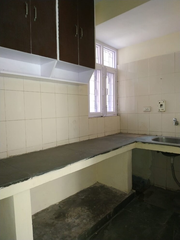 Kitchen, molarband 1 Bedroom 520 Sq.Ft. Apartment In Molarband Delhi 8189887