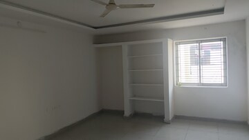 Room in 2 BHK Apartment at Manikonda – for Rent