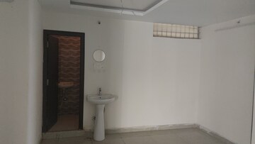 Room in 2 BHK Apartment at Manikonda – for Rent