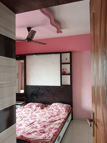 Bedroom in 1 BHK Apartment at Thane West – for Sale