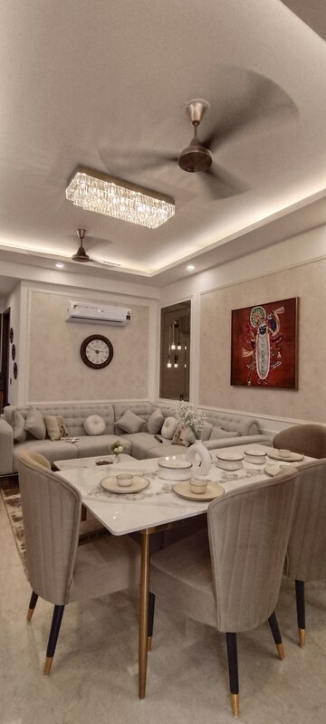 Master Bedroom in 3 BHK Builder Floor at Kohli One Malibu Town, Sector 47 – for Rent