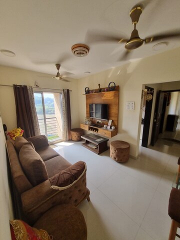 Living Room in 2 BHK Apartment at JVM Sky Court, Bhayandarpada – for Sale