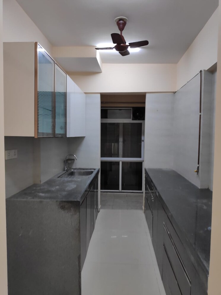 Kitchen, godrej-central 2 Bedroom 754 Sq.Ft. Apartment In Chembur Mumbai 8190023