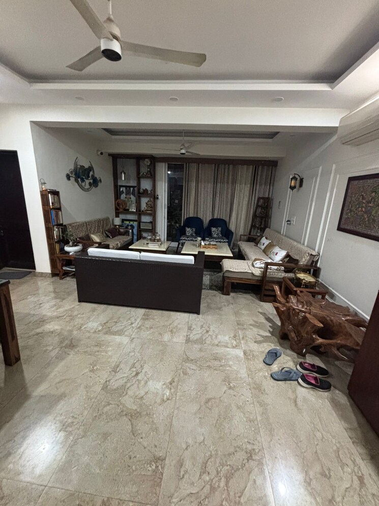  Parking, gail-cghs 3 Bedroom 1800 Sq.Ft. Apartment In Sector 56 Gurgaon 8190103