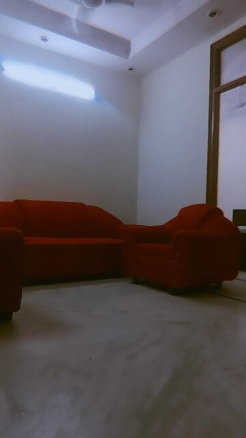 Living Room in 2 BHK Builder Floor at Govindpuri – for Rent