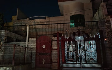 4 BHK Independent House For Sale in Uit Sector 3