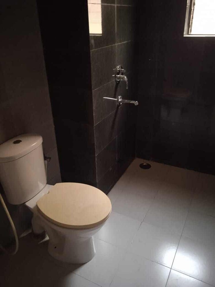 Bathroom, siddha-water-front 3 Bedroom 1178 Sq.Ft. Apartment In Barrackpore Kolkata 8190105