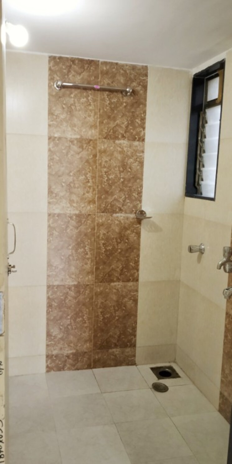 Bathroom, ravi-gaurav-samruddhi 1 Bedroom 600 Sq.Ft. Apartment In Mira Road East Thane 8190115
