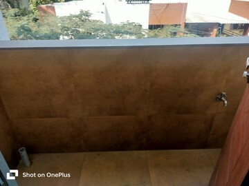 Furnished Amenities in 3 BHK Apartment at Aundh – for Rent