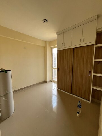 Furnished Amenities in 3 BHK Apartment at Conscient Habitat 78, Sector 78 – for Rent