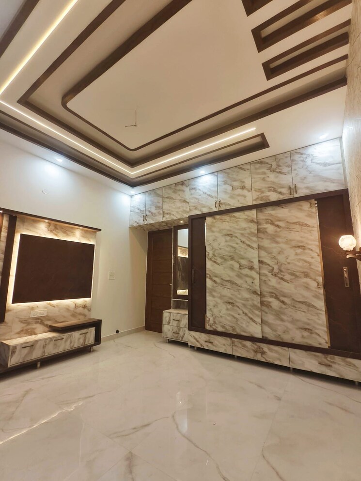Room, sector 125 4 Bedroom 150 Sq.Yd. Independent House In Sector 125 Mohali 8190163