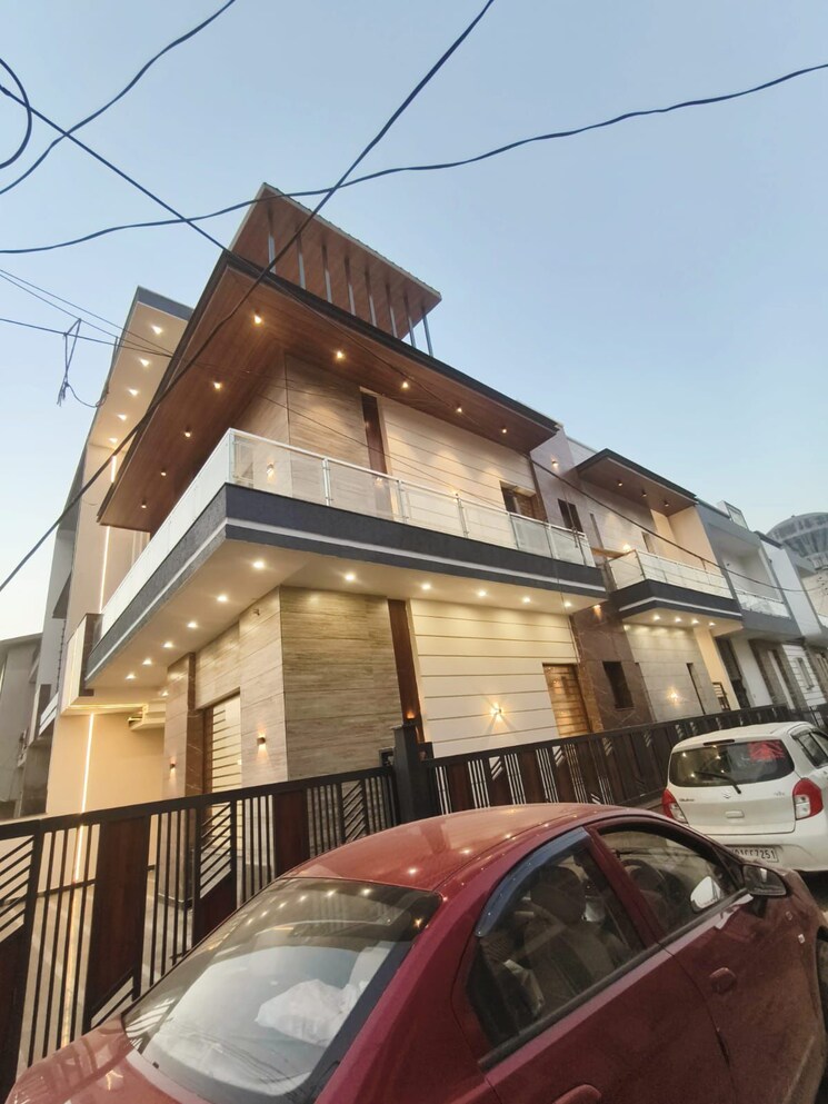 Exterior View, sector 125 4 Bedroom 150 Sq.Yd. Independent House In Sector 125 Mohali 8190163