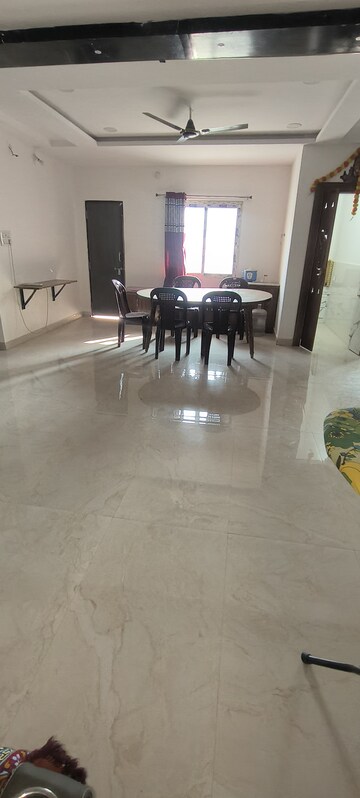 Living Room in 3 BHK Apartment at Madhapur – for Rent