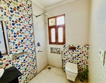 Bedroom in 3 BHK Builder Floor at Sector 49 – for Rent