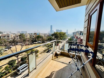 Balcony in 3 BHK Builder Floor at Sector 49 – for Rent