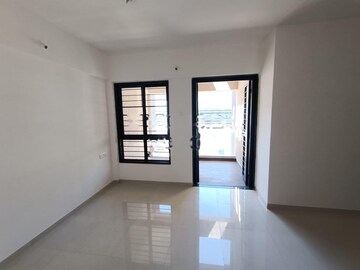 Room in 2 BHK Apartment at Kohinoor Coral Phase 3, Hinjewadi – for Rent