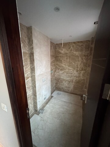 Bathroom in 6+ BHK Independent House at Sector 10a – for Sale