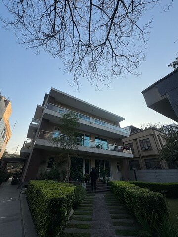 6+ BHK Independent House – Exterior View View at Sector 10a - for Sale