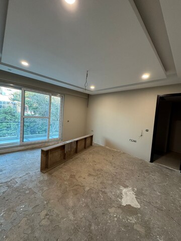 Room in 6+ BHK Independent House at Sector 10a – for Sale