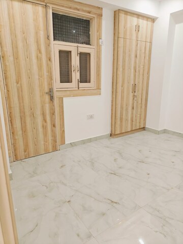 Room in 1 BHK Builder Floor at Freedom Fighters Enclave – for Rent