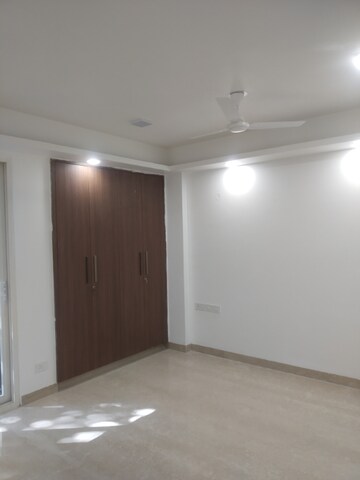 Room in 4 BHK Builder Floor at Soami Nagar – for Sale