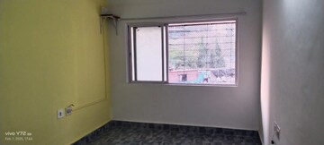 Room in 1 BHK Apartment at Riddhi Garden, Malad East – for Rent