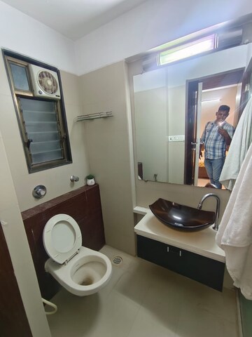 Bathroom in 2 BHK Apartment at Greenwoods CHS, Andheri East – for Rent