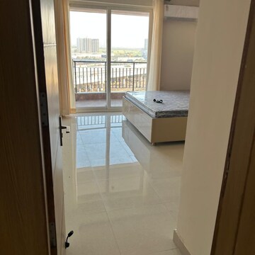 Room in 4 BHK Penthouse at Pareena The Elite Residences, Gopalpur – for Rent