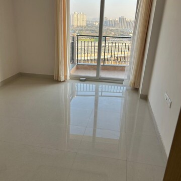 Room in 4 BHK Penthouse at Pareena The Elite Residences, Gopalpur – for Rent