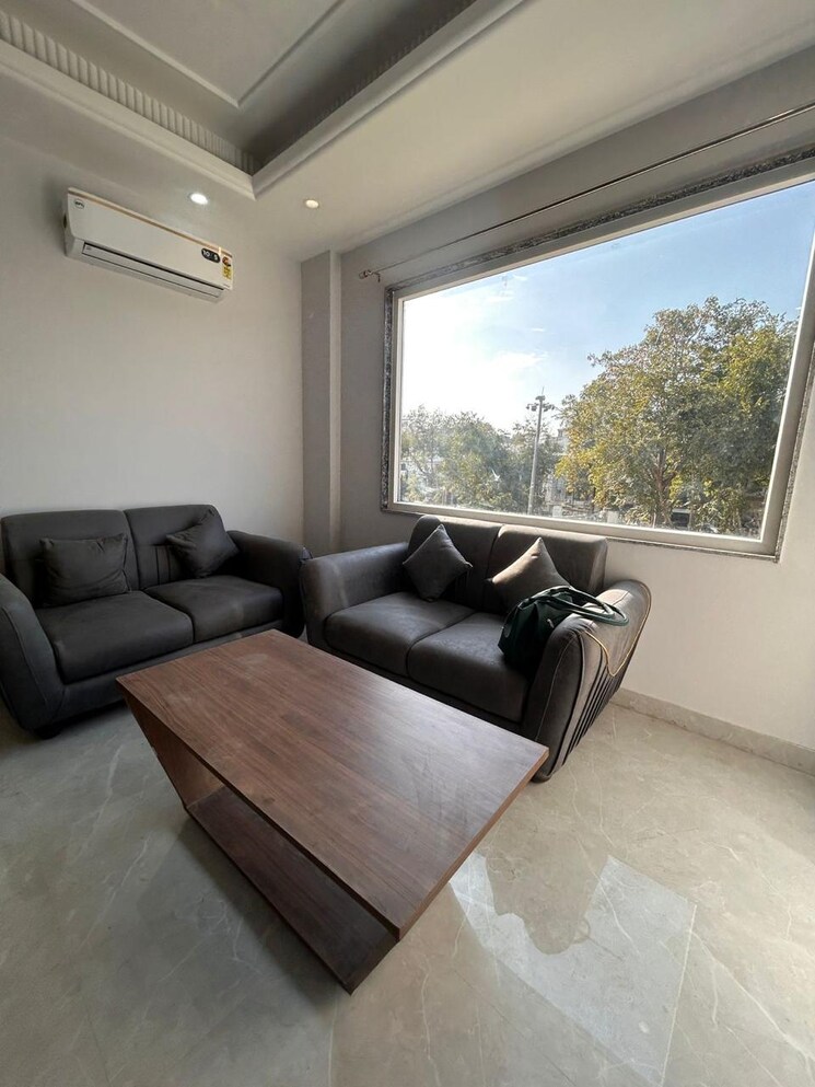 Living Room, dlf-westend-heights 4 Bedroom 2610 Sq.Ft. Apartment In Sector 53 Gurgaon 8190475