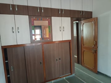 Room in 1 BHK Independent House at Sector 2 – for Rent