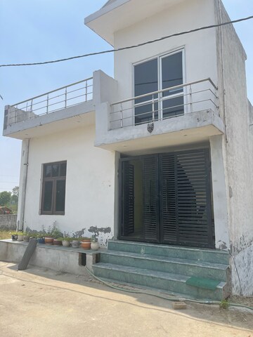  Plot – Exterior View View at Dhoom Manikpur - for Sale