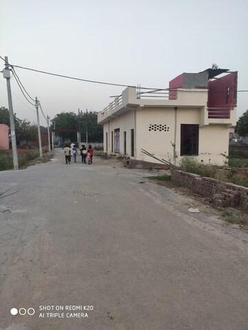  Plot – Exterior View View at Dhoom Manikpur - for Sale
