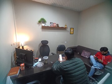 Team Area in  Office Space at Gaur City Mall, Sector 4, Greater Noida – for Rent