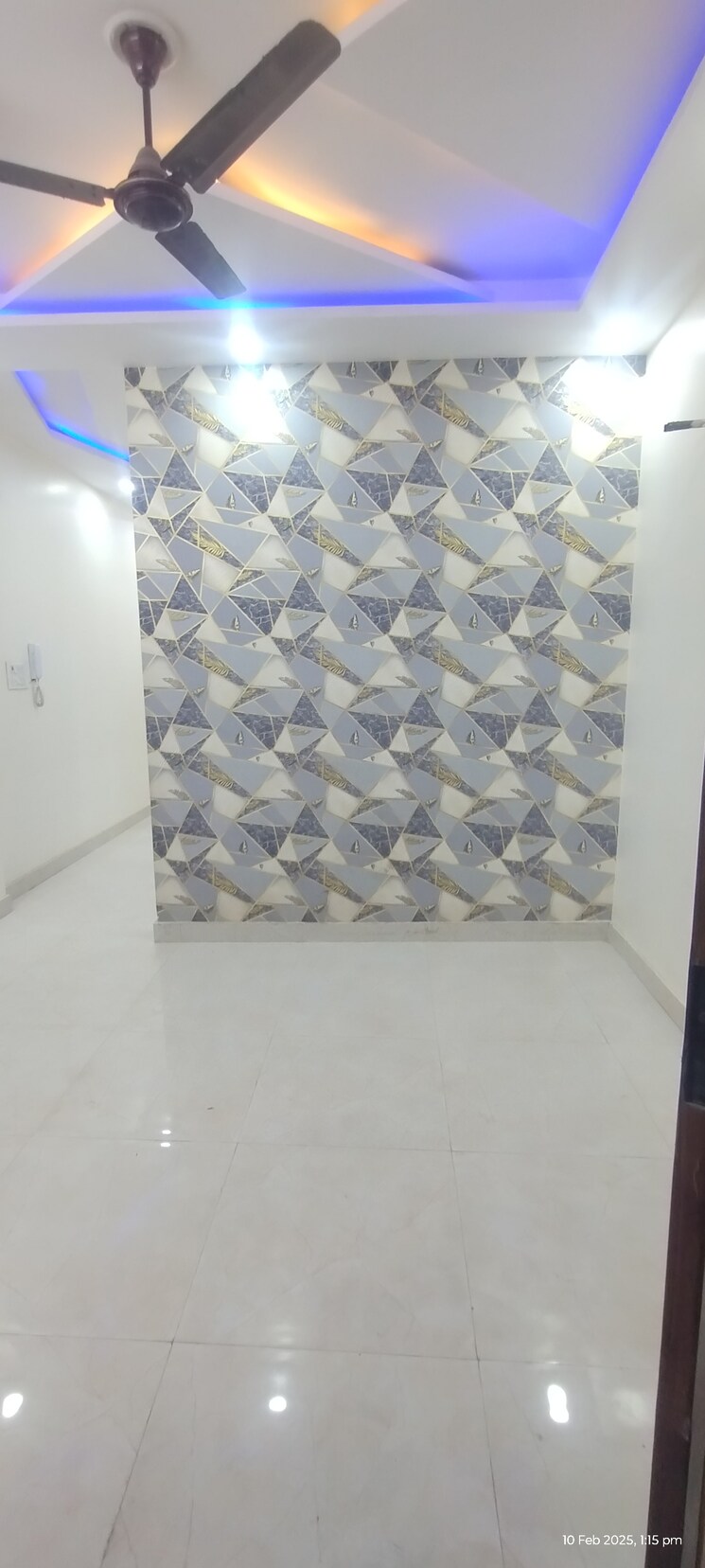 Bathroom, uttam nagar 2 Bedroom 65 Sq.Yd. Builder Floor In Uttam Nagar Delhi 8190660